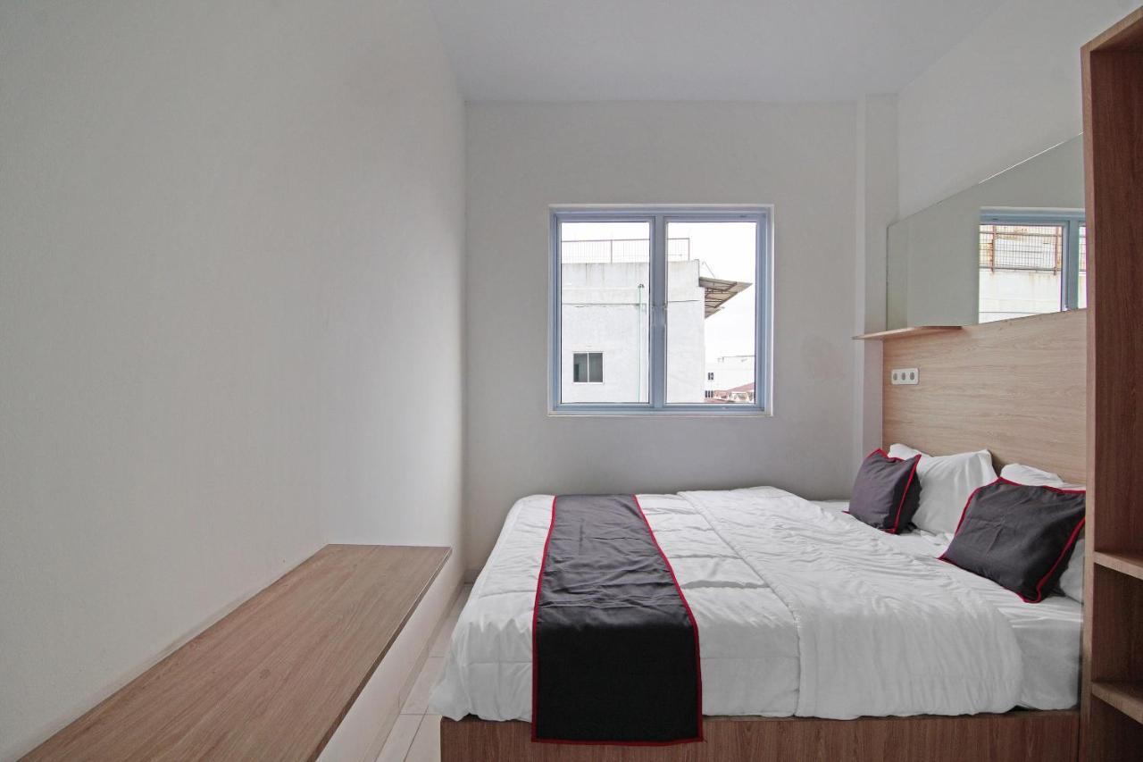 Oyo 92300 Koala House Hotel Pekanbaru Buitenkant foto